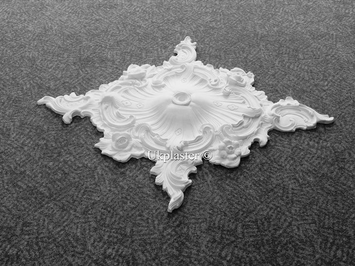 Point Ornamental Ceiling Centre CP228