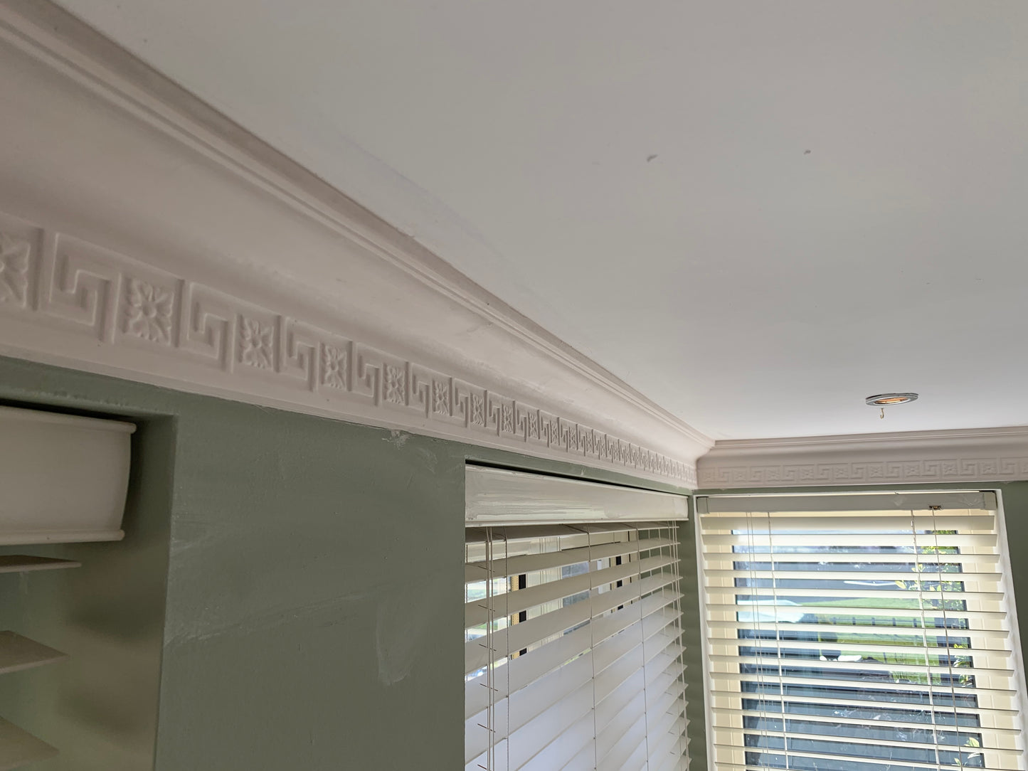 Plaster Cornice Greek Key CN116