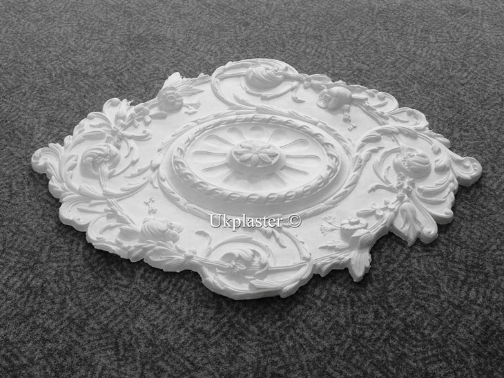 Victorian Oval Ceiling Centre CP6