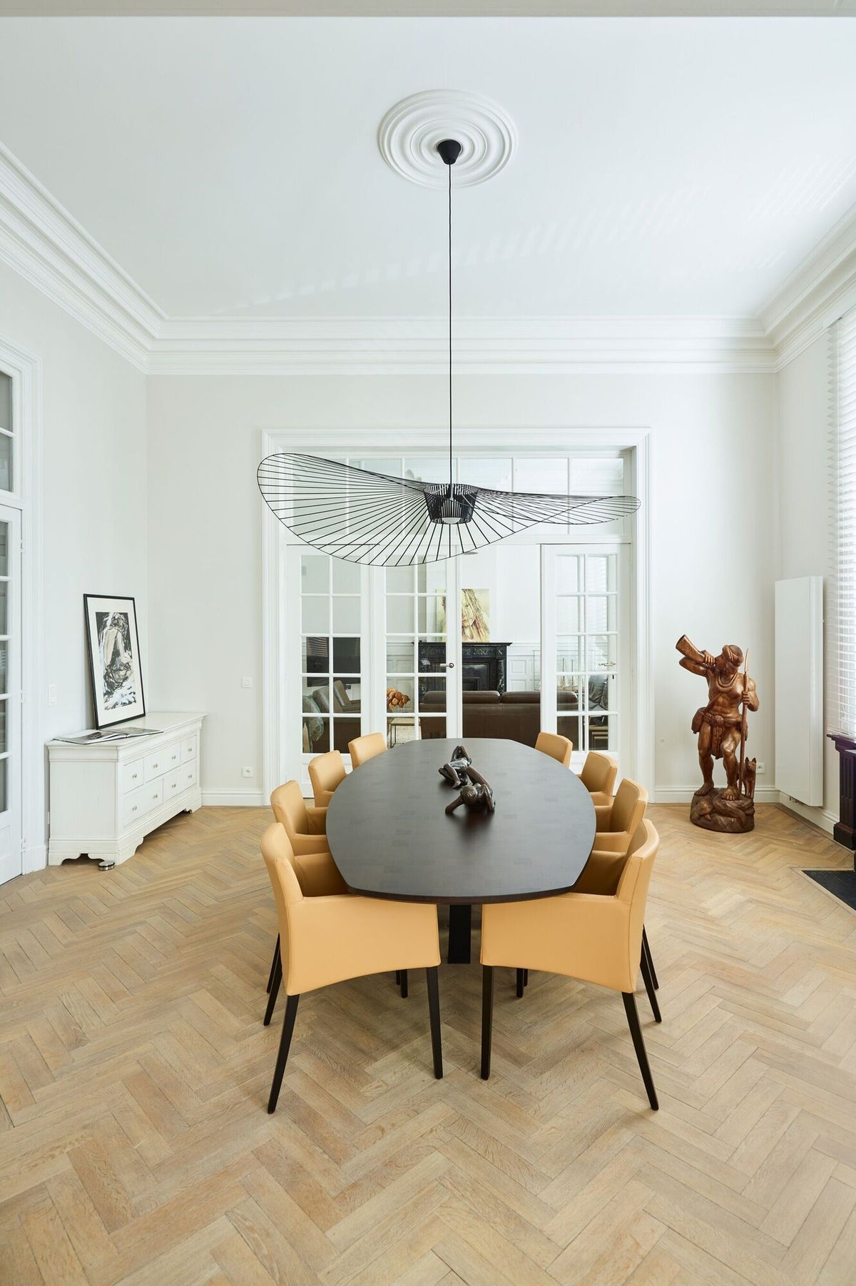 R08 Ceiling rose - image 2