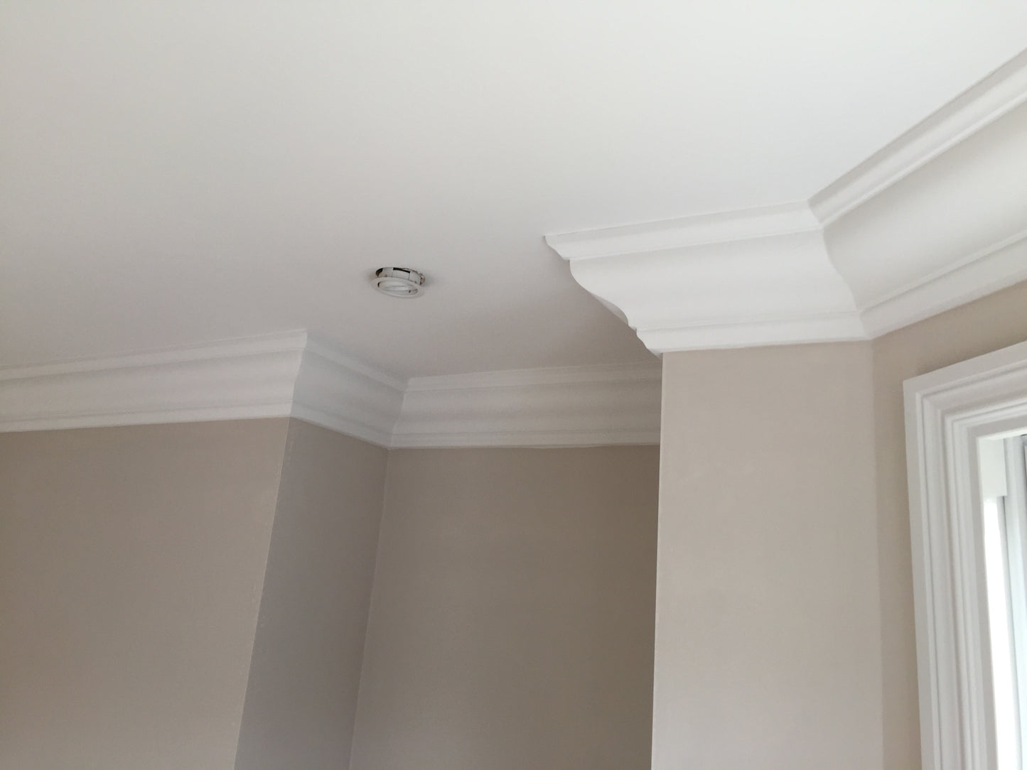 Plaster Cornice Straight Run CN125